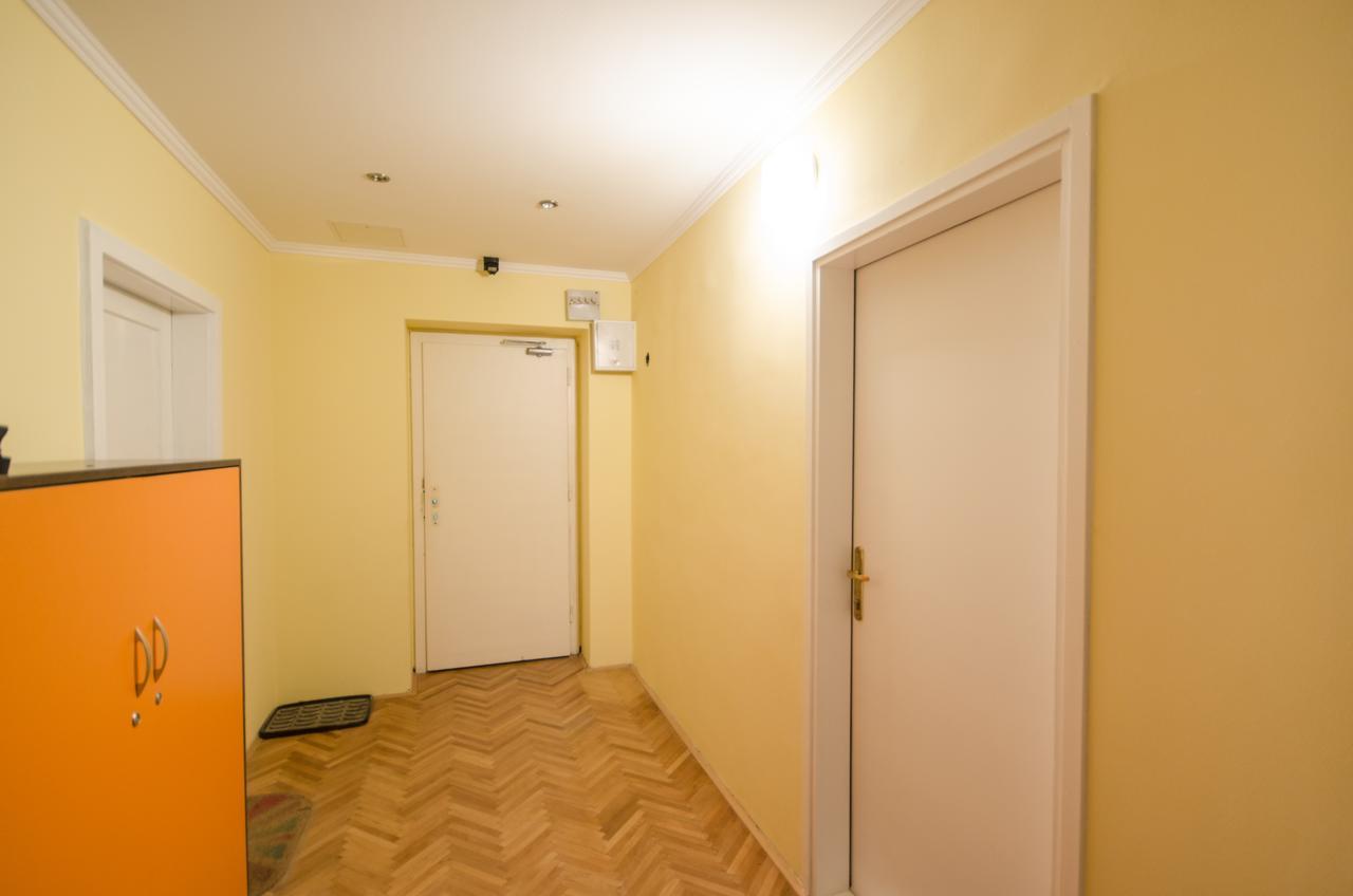 Apartment Trzaska With Free Parking リュブリャナ エクステリア 写真