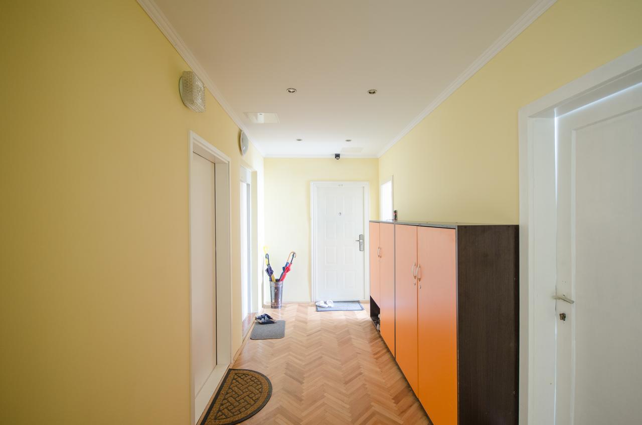 Apartment Trzaska With Free Parking リュブリャナ エクステリア 写真