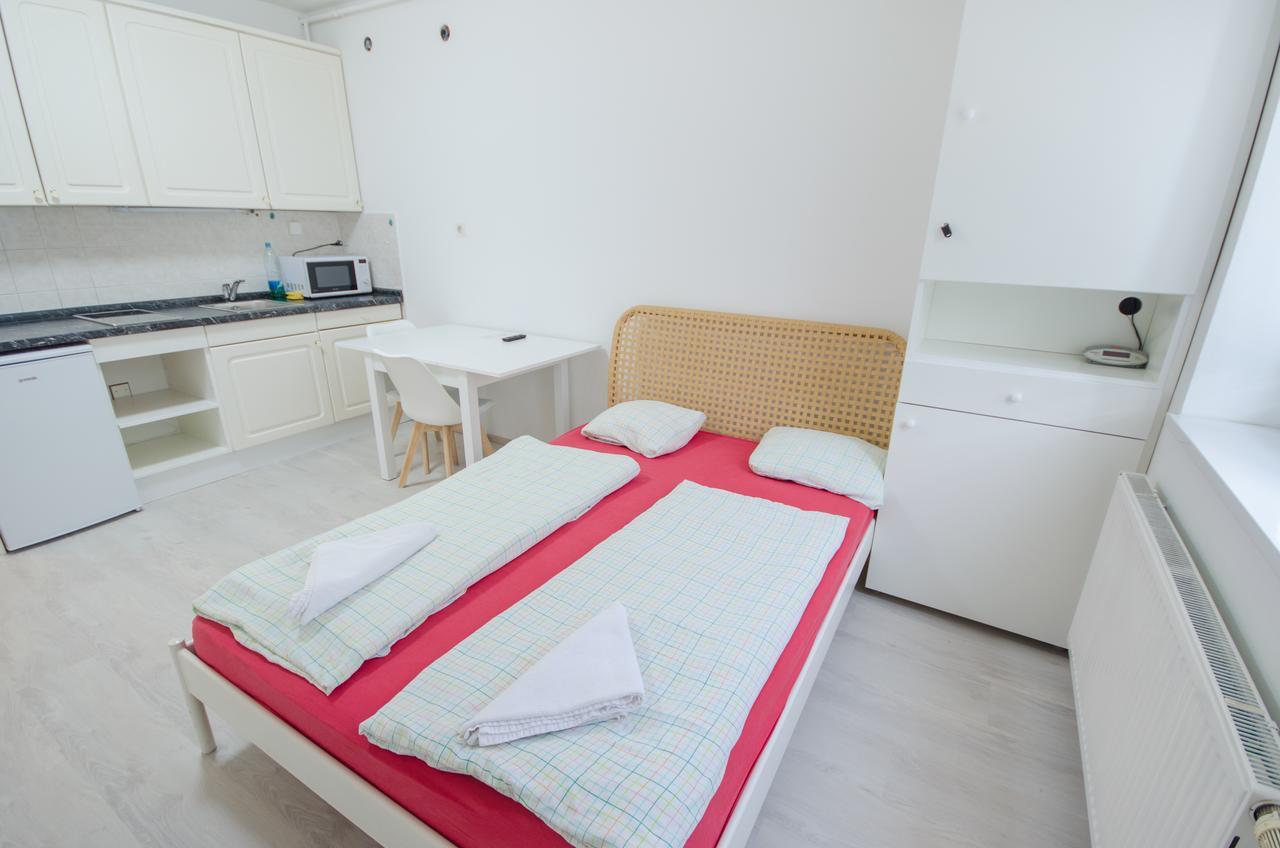 Apartment Trzaska With Free Parking リュブリャナ エクステリア 写真