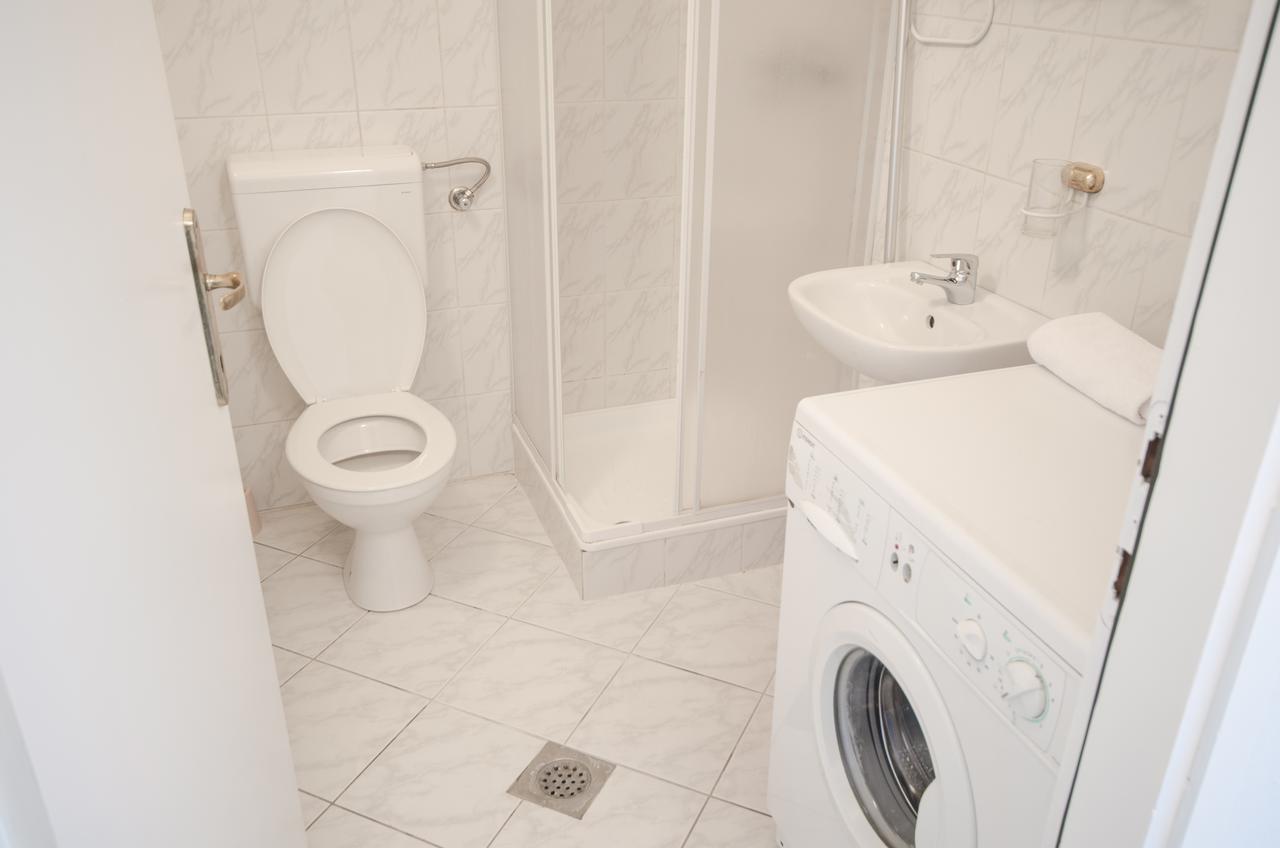 Apartment Trzaska With Free Parking リュブリャナ エクステリア 写真